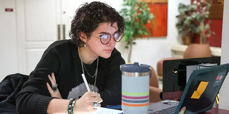WT Student Studying