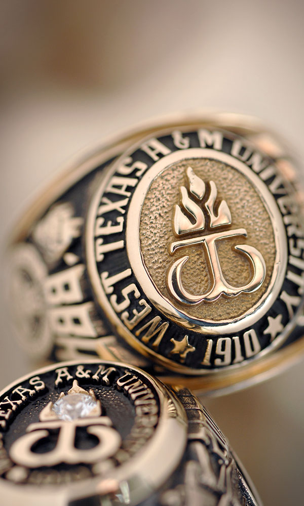 class-rings-square.jpg