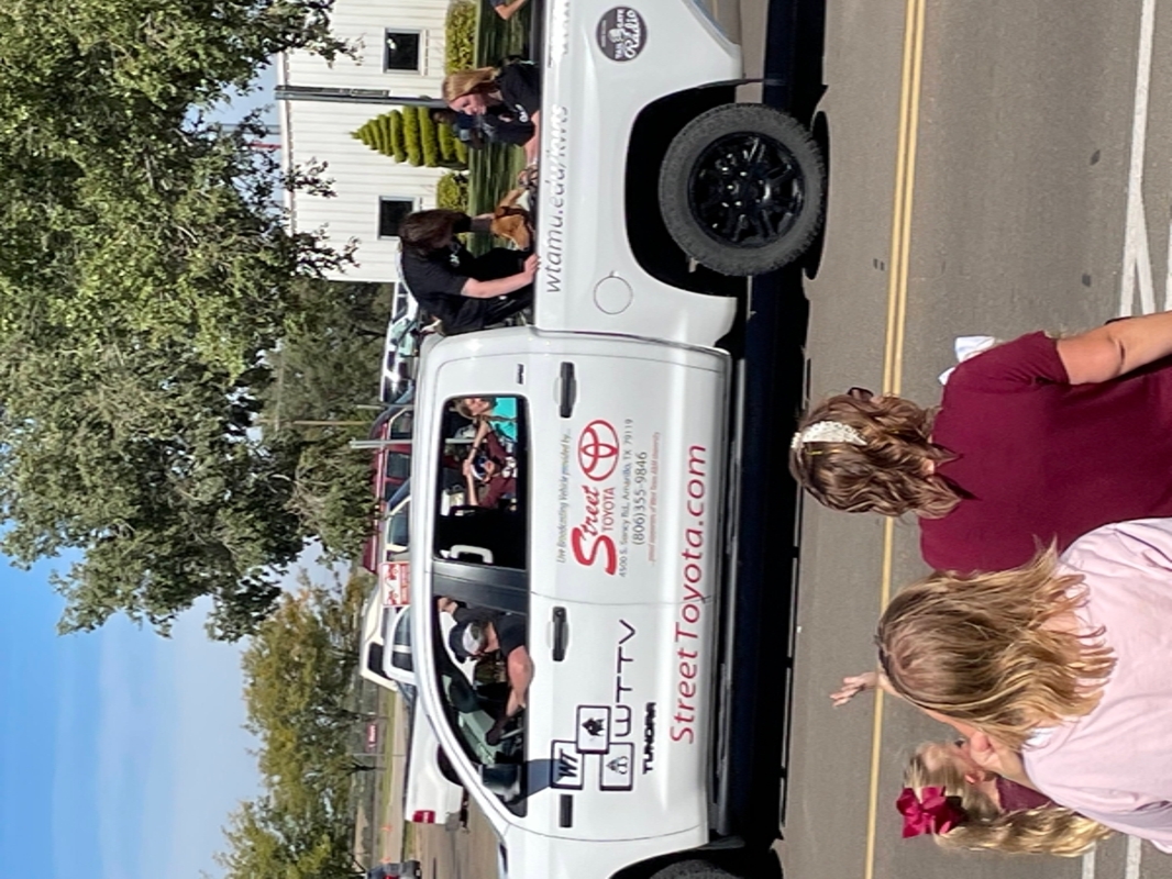 Homecoming Media Truck21