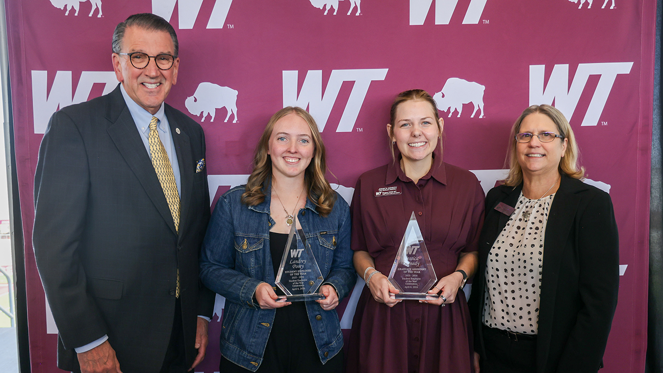 Student Emp Of Year 26