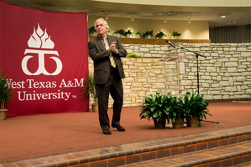 Henry Winkler speaking at the WTAMU Center for Learning DisABILITIES fundraiser on Oct. 9.